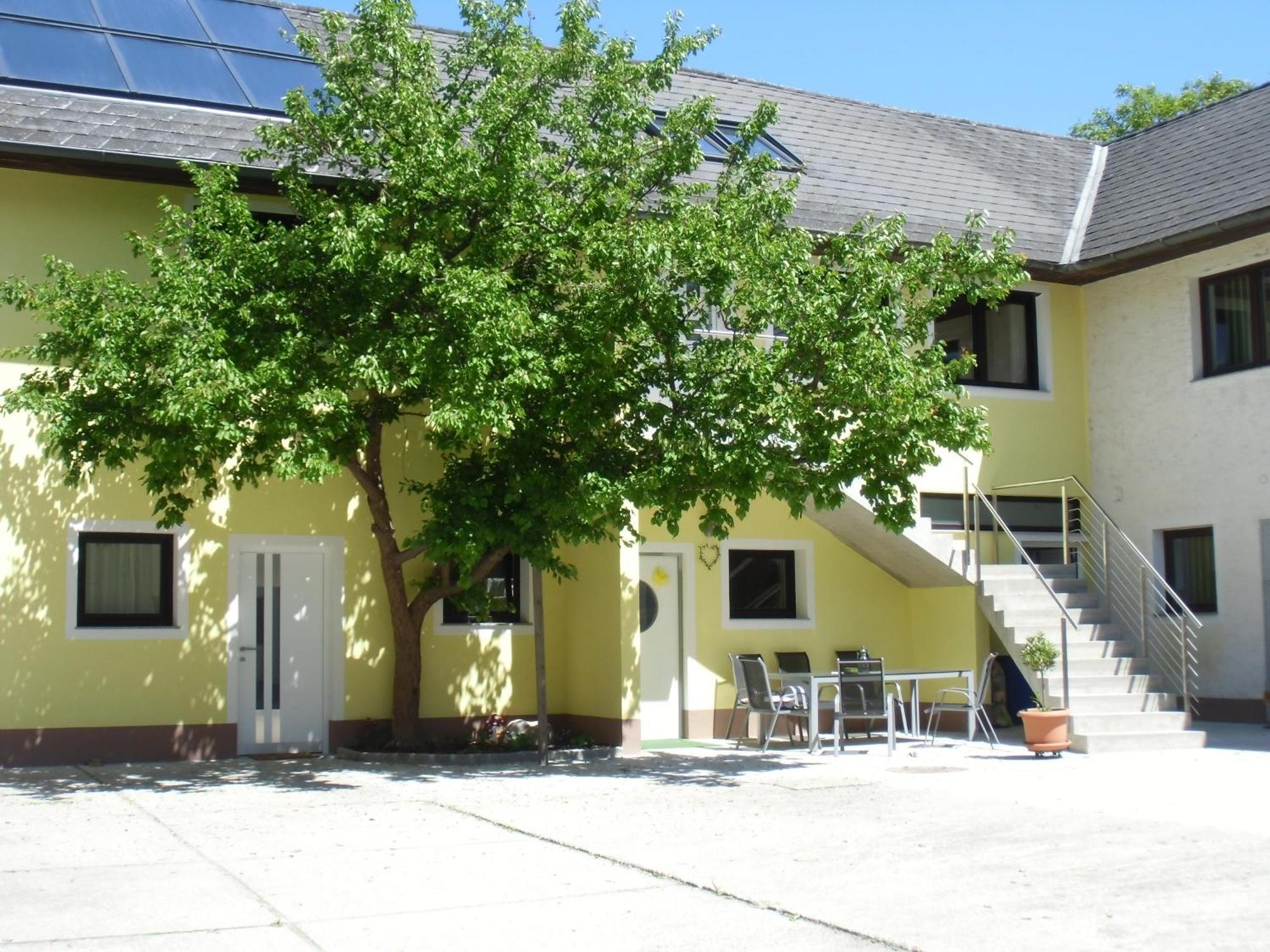 Peterseil'S Radl Zimmer Mauthausen Exterior foto